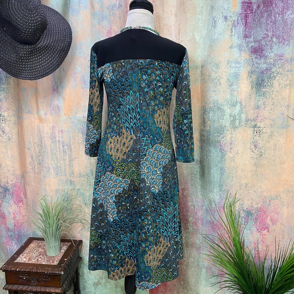 π Gemstones & Peacock Design 70s Style Dress - Picture 2 of 14